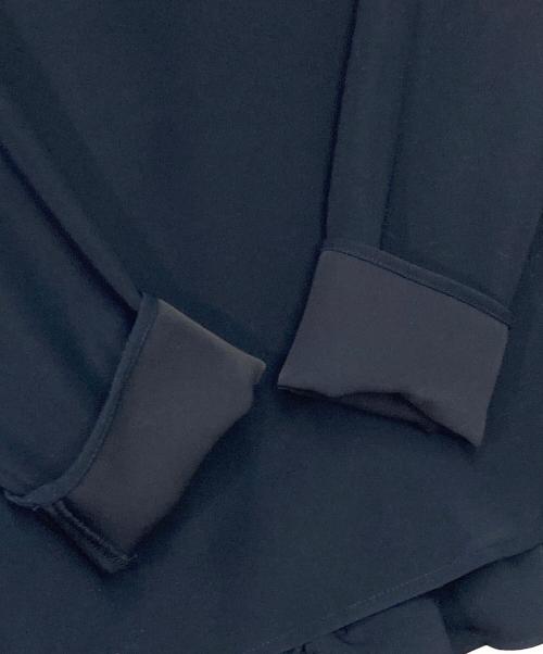 YOKO CHAN（ヨーコチャン）YOKO CHAN (ヨーコチャン) ロングスリーブバックフリルブラウス ネイビー サイズ:36の古着・服飾アイテム