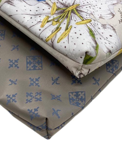 russet（ラシット）russet (ラシット) ナイロンJQセットショルダー バッグ グレー×アイボリーの古着・服飾アイテム