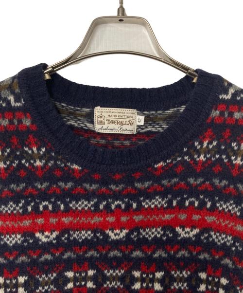 INVERALLAN（インバーアラン）INVERALLAN (インバーアラン) フェアアイル柄 ウール クルーネックニット ネイビー×レッド サイズ:42（実寸参照）の古着・服飾アイテム