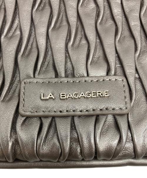 LA BAGAGERIE（ラ・バガジェリー）LA BAGAGERIE (ラ・バガジェリー) ラムレザー ショルダーバッグ グレー 未使用品の古着・服飾アイテム