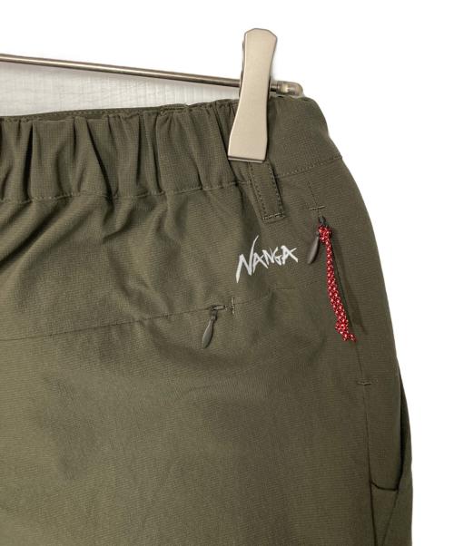 NANGA（ナンガ）NANGA (ナンガ) AIR CLOTH COMFY TUCK TAPERED PANTS オリーブ サイズ:Ｍの古着・服飾アイテム