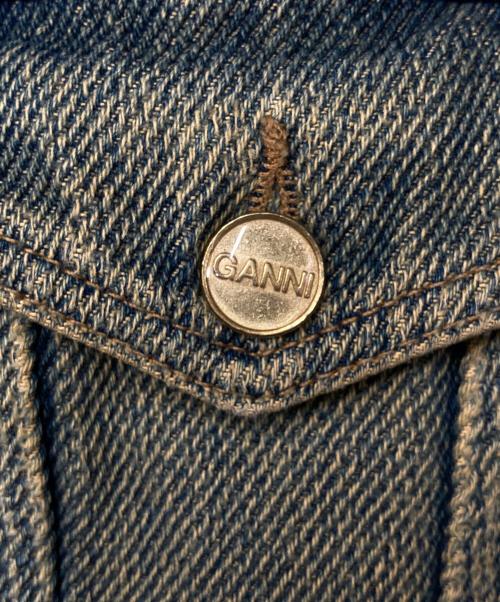 GANNI（ガニー）GANNI (ガニー) カットオフエッジ デニムジャケット インディゴ サイズ:36の古着・服飾アイテム
