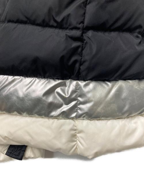 MONCLER（モンクレール）MONCLER (モンクレール) YSALINE フーデッドダウンコート ブラック×シルバー×アイボリー サイズ:表記なし(下記採寸参照)の古着・服飾アイテム
