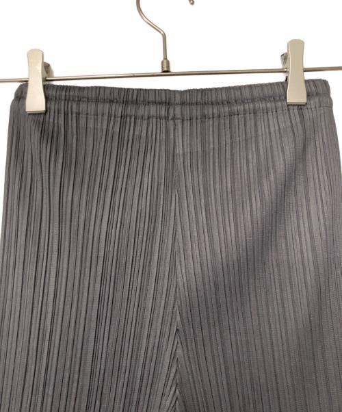 PLEATS PLEASE（プリーツプリーズ）PLEATS PLEASE (プリーツプリーズ) プリーツパンツ グレー サイズ:Sの古着・服飾アイテム