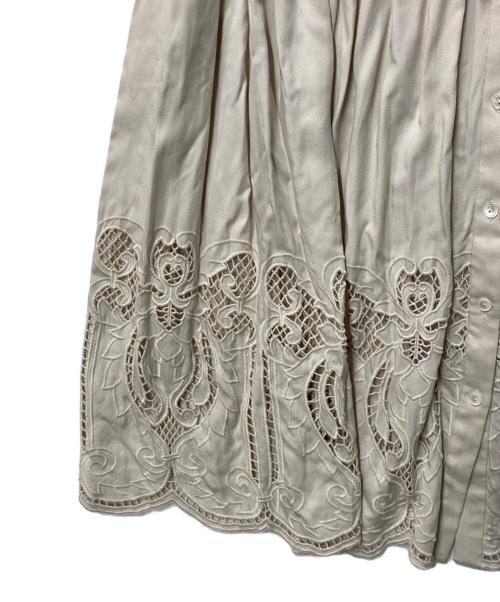 Diagram（ダイアグラム）Diagram (ダイアグラム) カットワークティアードワンピース ベージュ サイズ:36の古着・服飾アイテム