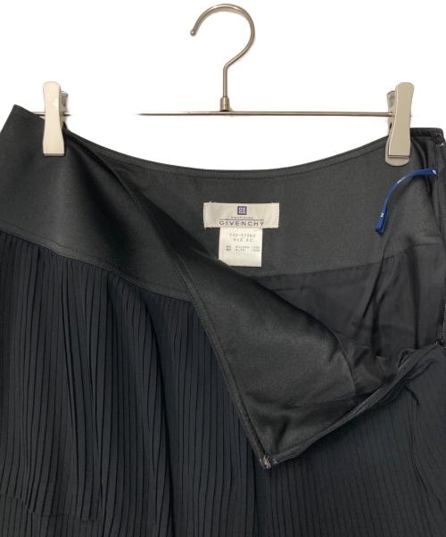 GIVENCHY（ジバンシィ）GIVENCHY (ジバンシィ) プリーツブラウススカート セットアップ ブラック サイズ:38の古着・服飾アイテム