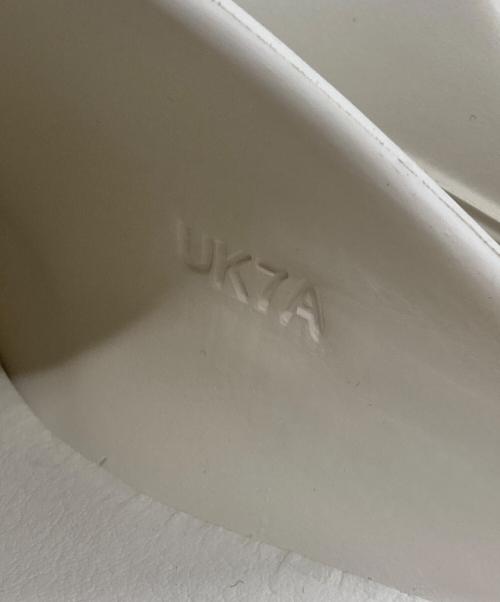 PUMA（プーマ）PUMA (プーマ) MOSTRO MULE アイボリー サイズ:UK7/EUR40.5/US8/CM26の古着・服飾アイテム