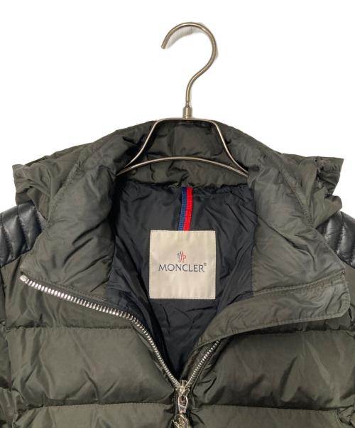 MONCLER（モンクレール）MONCLER (モンクレール) OIRON フーデッドダウンジャケット オリーブグレーの古着・服飾アイテム