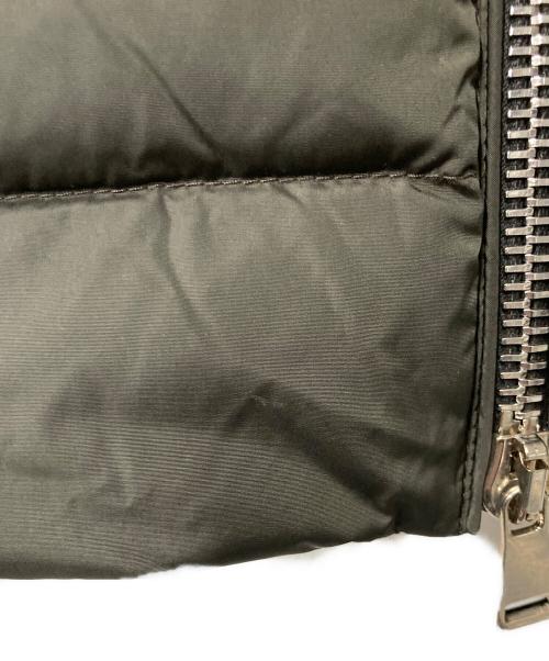 MONCLER（モンクレール）MONCLER (モンクレール) OIRON フーデッドダウンジャケット オリーブグレーの古着・服飾アイテム