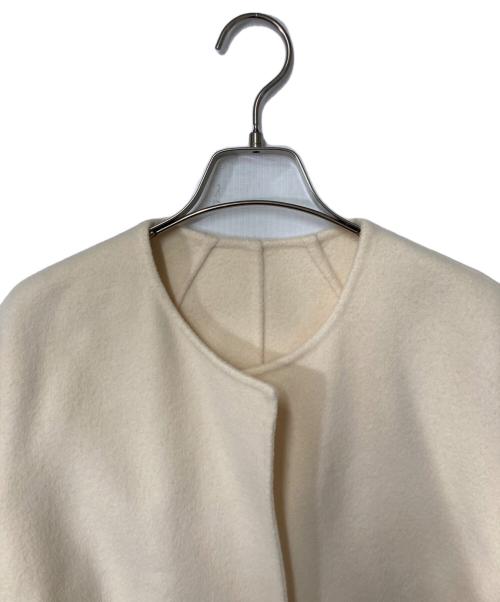 MUSE de Deuxieme Classe（ミューズ ドゥーズィエム クラス）MUSE de Deuxieme Classe (ミューズ ドゥーズィエム クラス) victorianリバーロングノーカラーコート ベージュ サイズ:36の古着・服飾アイテム