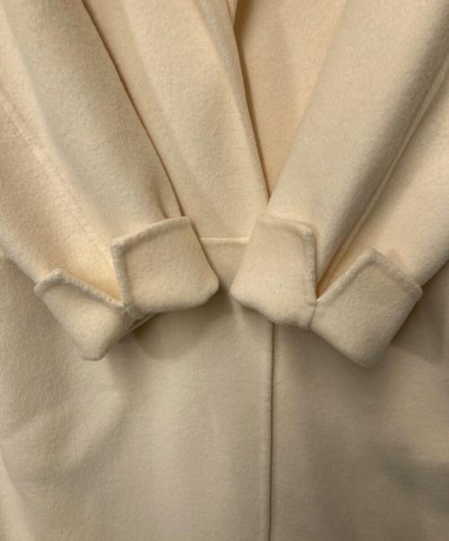 MUSE de Deuxieme Classe（ミューズ ドゥーズィエム クラス）MUSE de Deuxieme Classe (ミューズ ドゥーズィエム クラス) victorianリバーロングノーカラーコート ベージュ サイズ:36の古着・服飾アイテム