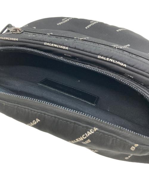 BALENCIAGA（バレンシアガ）BALENCIAGA (バレンシアガ) エクスプローラーロゴ ボディバッグ ブラックの古着・服飾アイテム
