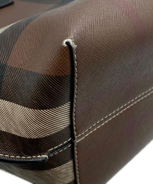 BURBERRY（バーバリー）BURBERRY (バーバリー) LL MD SOFT TB TOTE ブラウン×ブラックの古着・服飾アイテム