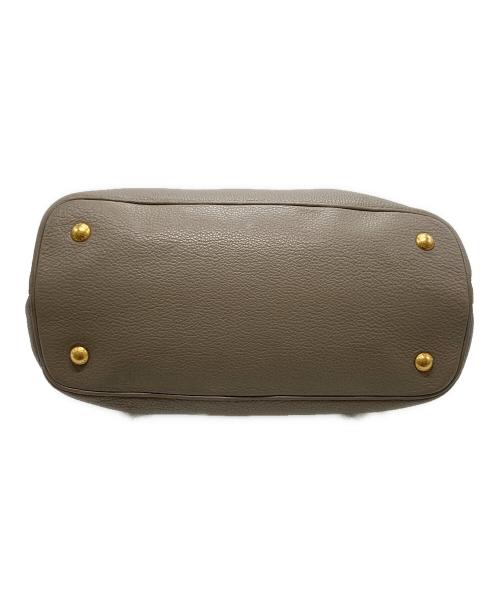 PRADA（プラダ）PRADA (プラダ) 2WAYバッグ グレージュの古着・服飾アイテム