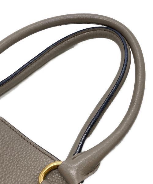 PRADA（プラダ）PRADA (プラダ) 2WAYバッグ グレージュの古着・服飾アイテム