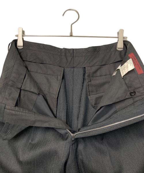 COMME des GARCONS HOMME DEUX（コムデギャルソン オム ドゥ）COMME des GARCONS HOMME DEUX (コムデギャルソン オム ドゥ) ツータックパンツ ダークグレー サイズ:Lの古着・服飾アイテム