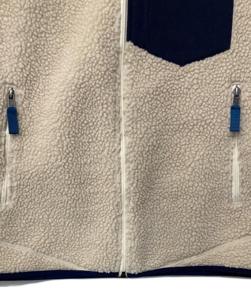 Patagonia（パタゴニア）Patagonia (パタゴニア) メンズ・クラシック・レトロX・ベスト アイボリー×ネイビー サイズ:Mの古着・服飾アイテム