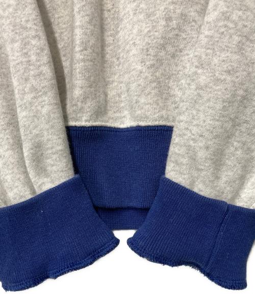 RUSSELL ATHLETIC（ラッセルアスレチック）RUSSELL ATHLETIC (ラッセルアスレチック) クルーネックスウェット グレー サイズ:Ｍの古着・服飾アイテム