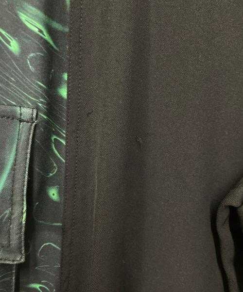 FenG CHen WANG（フェンチェンワン）FenG CHen WANG (フェンチェンワン) Lacquerware Print Cargo Pants ブラック×グリーン サイズ:Lの古着・服飾アイテム