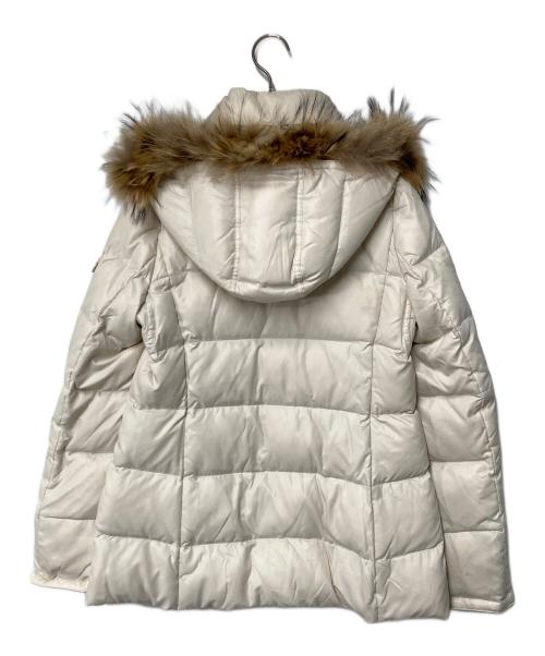 BURBERRY BLUE LABEL（バーバリー ブルー レーベル）BURBERRY BLUE LABEL (バーバリー ブルー レーベル) ダウンジャケット アイボリー サイズ:38の古着・服飾アイテム