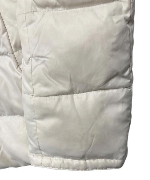BURBERRY BLUE LABEL（バーバリー ブルー レーベル）BURBERRY BLUE LABEL (バーバリー ブルー レーベル) ダウンジャケット アイボリー サイズ:38の古着・服飾アイテム