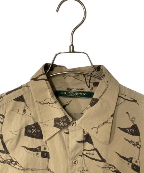 The DUFFER N NEPHEWS（ザ・ダファー・アンド・ネフューズ）THE DUFFER N NEPHEWS (ザ・ダファー・アンド・ネフューズ) 総柄シャツ ベージュ サイズ:Ｍの古着・服飾アイテム