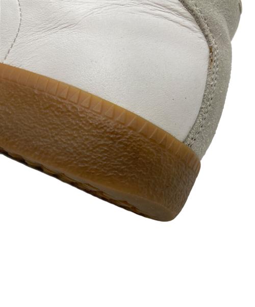 Maison Margiela（メゾンマルジェラ）Maison Margiela (メゾンマルジェラ) Replicaジャーマントレーナー ホワイト×ベージュ サイズ:41の古着・服飾アイテム