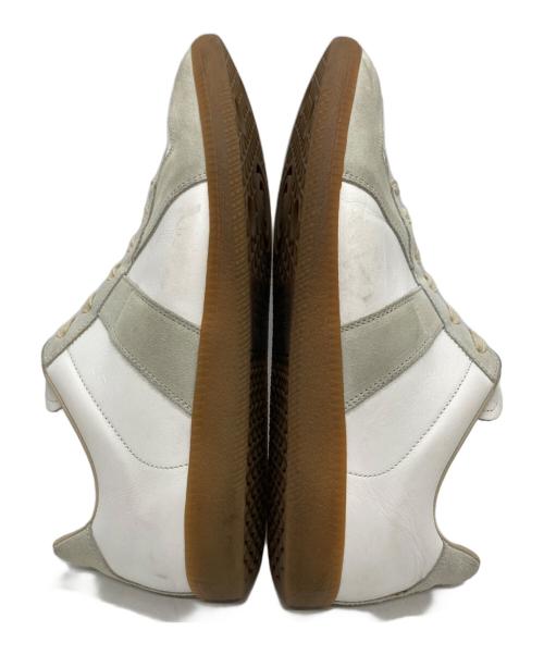 Maison Margiela（メゾンマルジェラ）Maison Margiela (メゾンマルジェラ) Replicaジャーマントレーナー ホワイト×ベージュ サイズ:41の古着・服飾アイテム