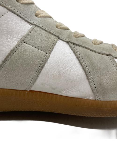 Maison Margiela（メゾンマルジェラ）Maison Margiela (メゾンマルジェラ) Replicaジャーマントレーナー ホワイト×ベージュ サイズ:41の古着・服飾アイテム