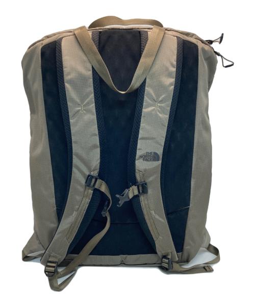 THE NORTH FACE（ザ ノース フェイス）THE NORTH FACE (ザ ノース フェイス) ヘイジートートパック ベージュの古着・服飾アイテム