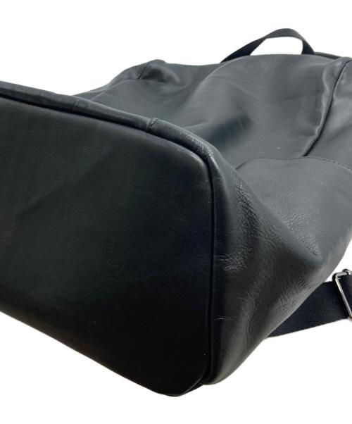 ear PAPILLONNER（イアパピヨネ）ear PAPILLONNER (イアパピヨネ) レザーバックパック ブラックの古着・服飾アイテム