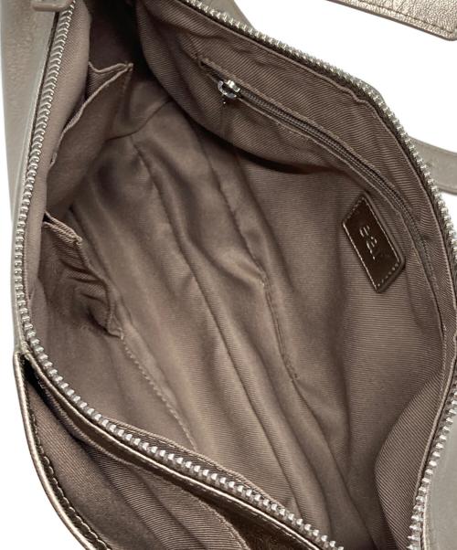 ear PAPILLONNER（イアパピヨネ）ear PAPILLONNER (イアパピヨネ) ミニスワローマチショルダーバッグ ゴールドの古着・服飾アイテム