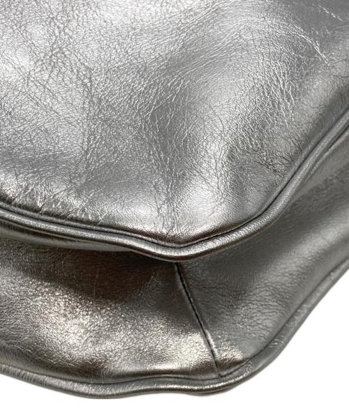 ear PAPILLONNER（イアパピヨネ）ear PAPILLONNER (イアパピヨネ) スワローマチショルダーバッグ シルバーの古着・服飾アイテム