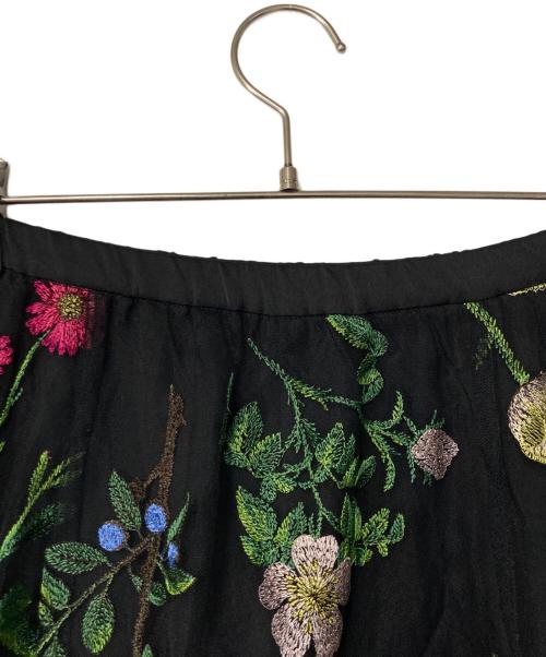 GRACE CLASS（グレースクラス）GRACE CLASS (グレースクラス) ボタニカルembスカート ブラック サイズ:36の古着・服飾アイテム