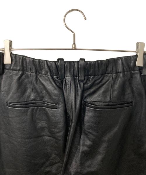 LIDnM（リドム）LIDnM (リドム) LEATHER STRAIGHT TROUSERS ブラック サイズ:Lの古着・服飾アイテム