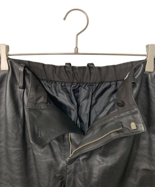 LIDnM（リドム）LIDnM (リドム) LEATHER STRAIGHT TROUSERS ブラック サイズ:Lの古着・服飾アイテム