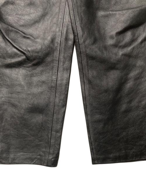 LIDnM（リドム）LIDnM (リドム) LEATHER STRAIGHT TROUSERS ブラック サイズ:Lの古着・服飾アイテム