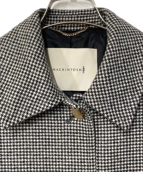 MACKINTOSH（マッキントッシュ）MACKINTOSH (マッキントッシュ) NEW HUMBIE LONG METAL BUTTON ホワイト×ブラック サイズ:4(下記採寸参照)の古着・服飾アイテム