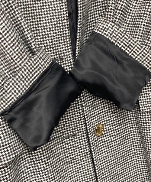 MACKINTOSH（マッキントッシュ）MACKINTOSH (マッキントッシュ) NEW HUMBIE LONG METAL BUTTON ホワイト×ブラック サイズ:4(下記採寸参照)の古着・服飾アイテム