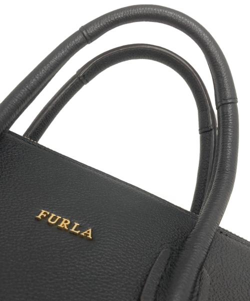 FURLA（フルラ）FURLA (フルラ) ピンサッチェル 2WAYバッグ ブラックの古着・服飾アイテム