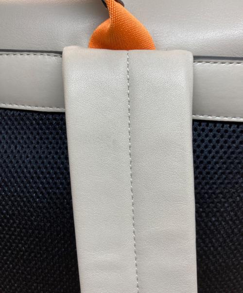 COACH（コーチ）COACH (コーチ) トラック バックパック カラーブロック シグネチャー キャンバス ベージュ×オレンジの古着・服飾アイテム