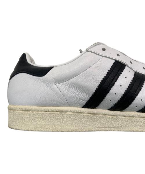 adidas（アディダス）adidas (アディダス) SUPER STAR LACELESS ホワイト×ブラック サイズ:US9.5/UK9/FR43 1/3 /JP275/CHN265の古着・服飾アイテム