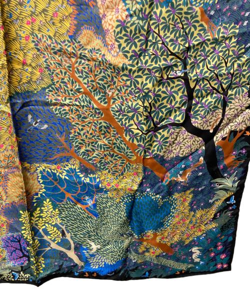 HERMES（エルメス）HERMES (エルメス) 英国式庭園にて Dans Un Jardin Anglais ALICE SHIRLEY カレ90 シルクスカーフ ブラック×マルチカラーの古着・服飾アイテム