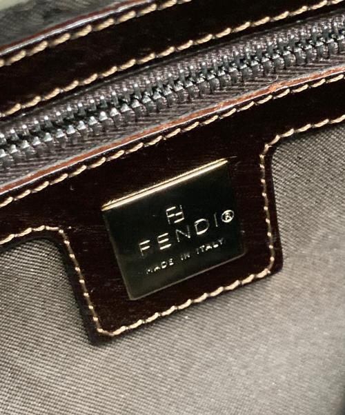 FENDI（フェンディ）FENDI (フェンディ) ズッカ マンマバケット ワンショルダー ハンドバッグ ベージュ×ブラウンの古着・服飾アイテム
