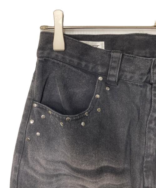 Lui's（ルイス）Lui's (ルイス) SURJENT スタッズワイドストレートデニムパンツ ブラック サイズ:1(下記採寸参照)の古着・服飾アイテム