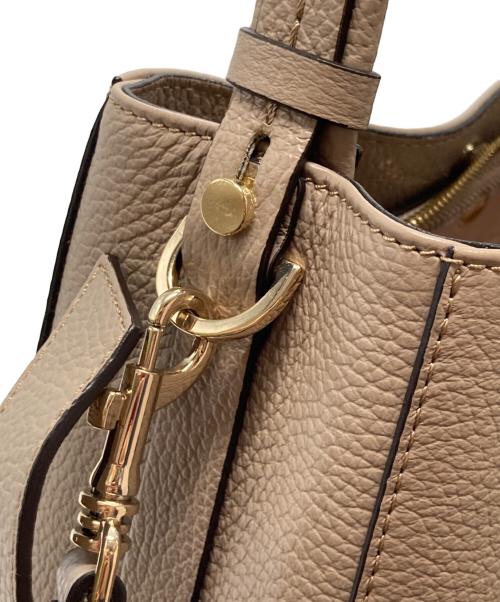 BARNEYS NEWYORK（バーニーズ・ニューヨーク）BARNEYS NEWYORK (バーニーズ・ニューヨーク) 2WAYバッグ ベージュの古着・服飾アイテム