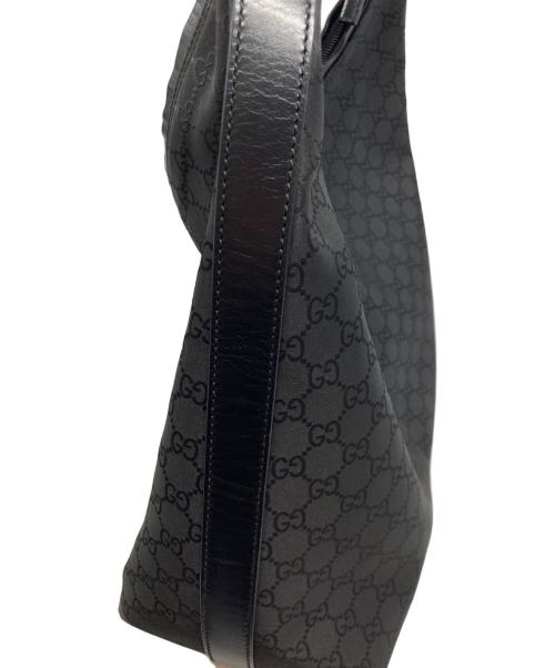 GUCCI（グッチ）GUCCI (グッチ) GG柄 ホーボー ワンショルダーバッグ ブラックの古着・服飾アイテム