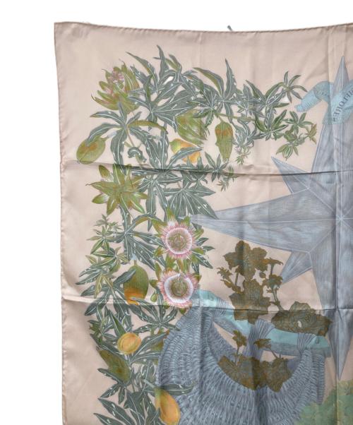 HERMES（エルメス）HERMES (エルメス) PASSIFLORES/パッションフラワー カレ90 シルクスカーフ ピンク×グリーンの古着・服飾アイテム