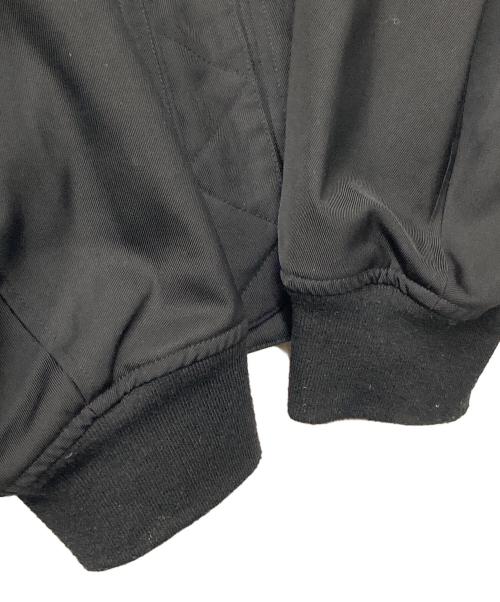 ARMANI EXCHANGE（アルマーニ エクスチェンジ）ARMANI EXCHANGE (アルマーニ エクスチェンジ) パデットボンバージャケット ブラック サイズ:Sの古着・服飾アイテム