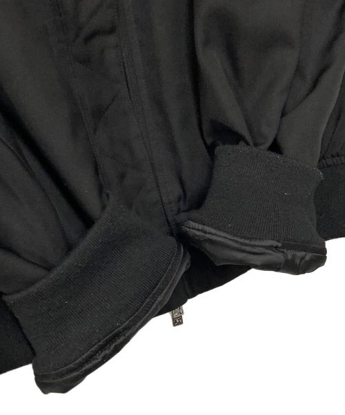 ARMANI EXCHANGE（アルマーニ エクスチェンジ）ARMANI EXCHANGE (アルマーニ エクスチェンジ) パデットボンバージャケット ブラック サイズ:Sの古着・服飾アイテム